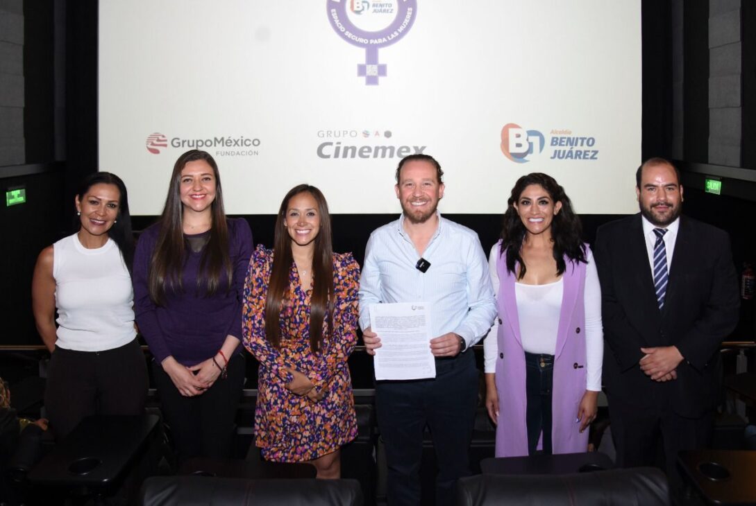 El alcalde de Benito, Juárez Santiago Taboada, y Grupo Cinemex firmaron un convenio de colaboración con el que se suman a la iniciativa de Puntos Violeta, los cuales tienen por objetivo resguardar y canalizar a las mujeres que hayan sido violentadas