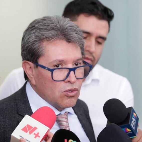 Ricardo Monreal, coordinador parlamentario de Morena en el Senado, afirmó que la fracción parlamentaria mantendrá la unidad y cohesión en los temas fundamentales, como el caso del proyecto para prohibir el uso de plaguicidas altamente peligrosos.