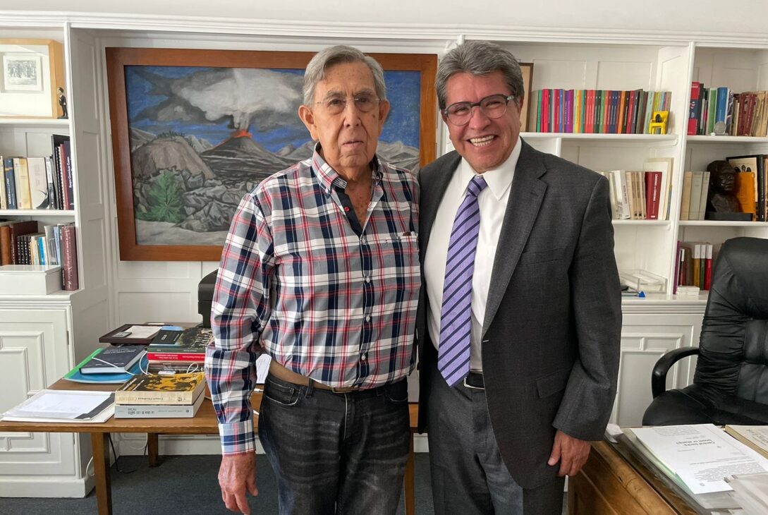 Ricardo Monreal, coordinador de los senadores de Morena, esta vez se reunió con Cuauhtémoc Cárdenas, el primer jefe de Gobierno electo en el DF, como parte de su plan de "reconciliación nacional".
