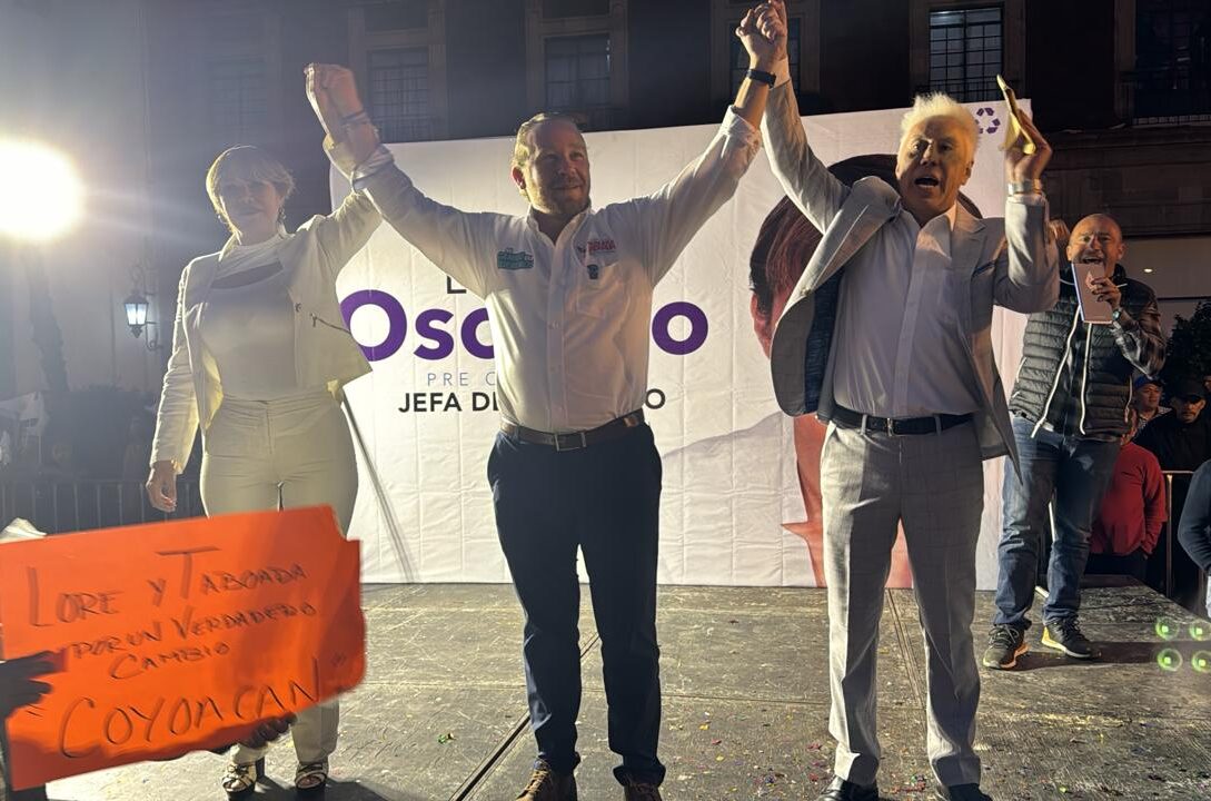 La precandidata sin partido a la Jefatura de Gobierno de la Ciudad de México, Lorena Osornio, declinó sus aspiraciones a favor del principal contendiente de la oposición, Santiago Taboada, para el cual sumó 45 mil firmas de apoyo, casi el doble de las que se llevó el alcalde ex priísta de Cuajimalpa, Adrián Rubalcava. Foto: CDMX Magacín