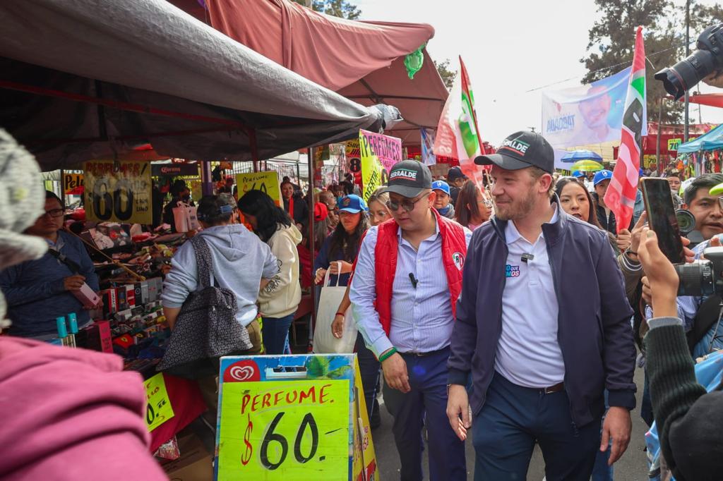 Con dos actos masivos, el precandidato de la coalición Va por la Ciudad de México, Santiago Taboada, cerró precampaña este miércoles, manifestándose seguro y sin miedo ante lo que pueda hacer el gobierno capitalino para aventajar a su candidata. Foto: Campaña Santiago Taboada