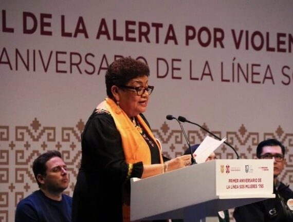 La mayoría de Morena en el Congreso de la Ciudad de México va a cumplir a cabalidad los deseos de la fiscal Ernestina Godoy para celebrar un periodo extraordinario de sesiones el próximo lunes 8 de enero, y que el Pleno vote el dictamen en que proponen su ratificación por 4 años más al frente de la Fiscalía General de Justicia de la Ciudad de México. FOTO: Fiscalía CDMX