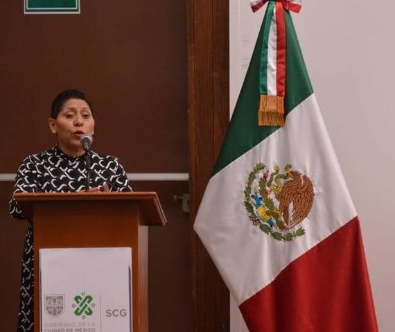 La primera pregunta que surge: ¿De a cómo es el moche y a quién? Esto, porque no se sabe si le toca a los disfuncionales del Instituto de Verificación Administrativa (INVEA) del Gobierno de la Ciudad de México, que encabeza la militante de Morena Teresa Monroy Ramírez, o a la Dirección de Prevención del Delito y Protección Civil de la Alcaldía Benito Juárez, que dirige Erandi Zen Bonilla. FOTO: INVEA