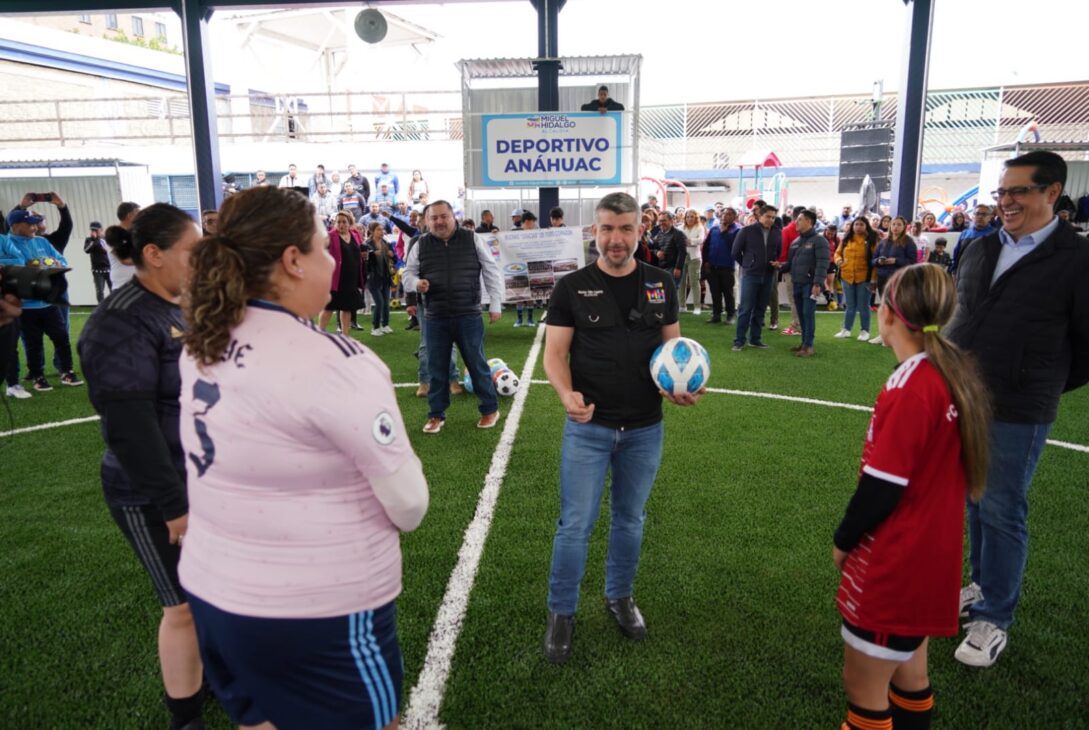 Con una inversión histórica, el gobierno de Miguel Hidalgo está dando un nuevo rostro al Barrio de Santa Julia al rehabilitar el Deportivo, el Cendi y el gimnasio Anáhuac. FOTOS: Especial