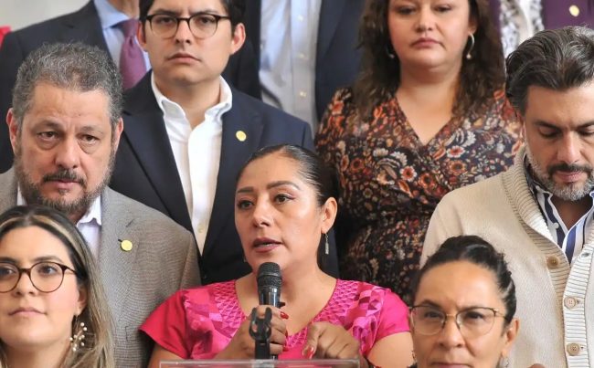 Sí el llamado “Plan B” de reforma electoral de la presidenta Claudia Sheinbaum no se aprueba en el Senado de la República por la falta de apoyo del PT, podría provocar una ola expansiva hacia todo el país que, en el caso de la Ciudad de México, Morena pierda la mayoría calificada en el Congreso y ya no pueda reformar la Constitución. FOTO: Especial (archivo)
