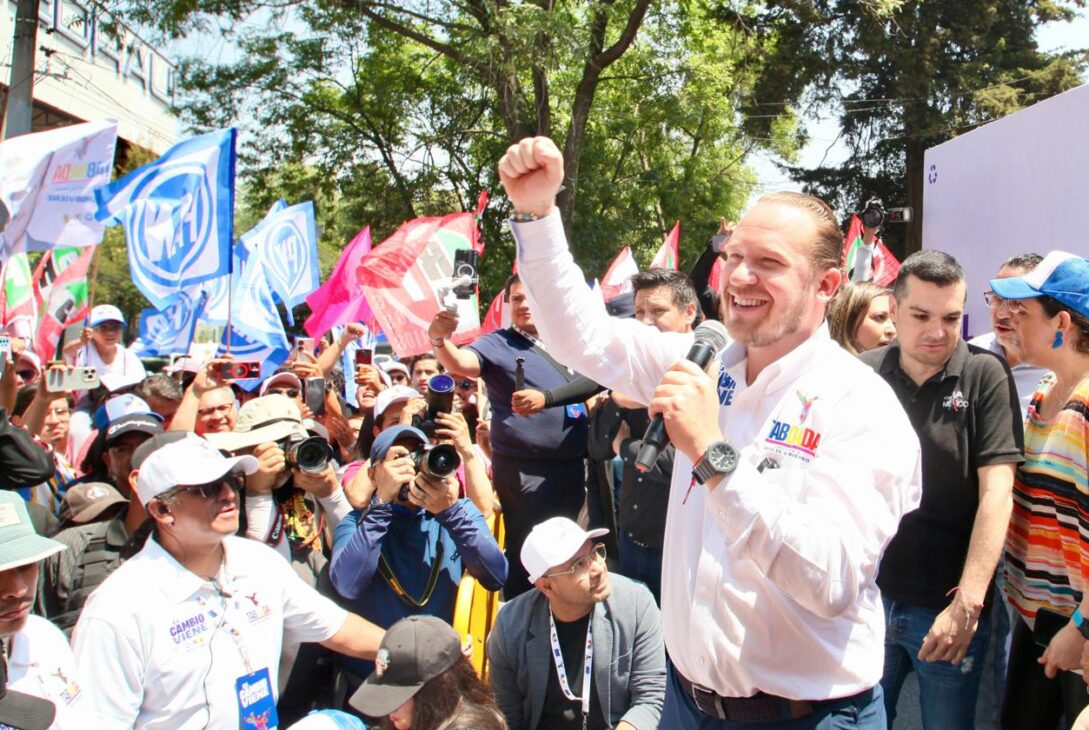 El candidato a la Jefatura de Gobierno por la coalición Va por CDMX, Santiago Taboada, dijo que el llamado “Plan C” de Morena en la Ciudad de México es crisis, caos y corrupción. FOTO: Campaña Taboada