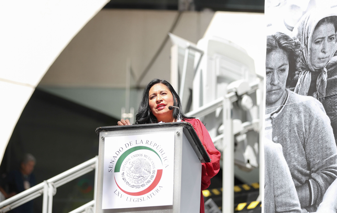 Para Ana Lilia Rivera es un honor y un deber rendir homenaje a las valientes mujeres que han abierto el camino con su valor, determinación y sacrificio, allanando el camino para las siguientes generaciones. FOTO: Senado