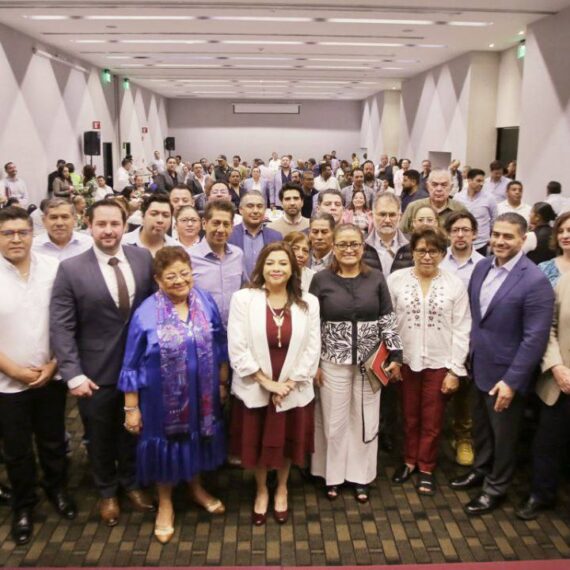 la candidata morenista destacó  su compromiso de construir la Utopía de la Central de Abasto, que proporcione servicios de cuidado, recreación y de atención a la problemáticas sociales para esta ciudad comercial, la cual contará  con el Sistema Público de Cuidados.