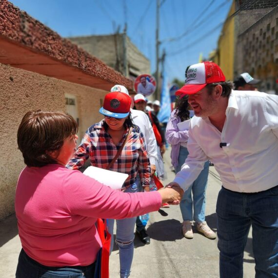 Además se invirtieron 13 millones de pesos para la construcción del Centro de Comando y Control (C2) al que se encuentran conectadas 800 cámaras de video vigilancia localizadas estratégicamente en los pueblos y colonias de La Magdalena Contreras. FOTOS: Especial