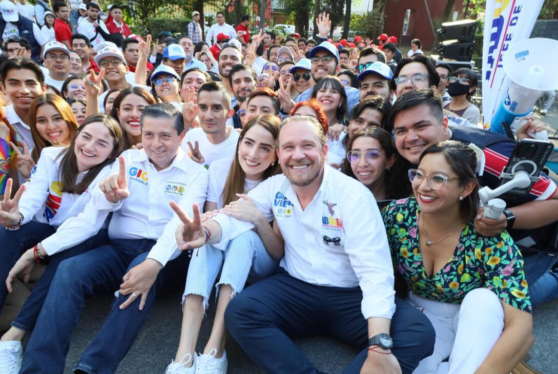 Para transformar a nuestra sociedad se necesita de jóvenes participativos, informados, pero sobre todo críticos de manera que se sumen a la construcción de una ciudad y una alcaldía mejor, más desarrollada y mejor preparada: Giovani Gutiérrez. FOTOS: Especial