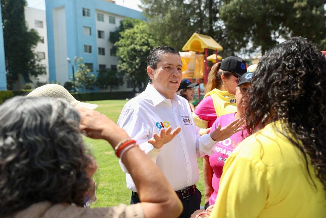 Uno de cada cuatro coyoacanenses vive en una Unidad Habitacional, por eso, la atención y el mantener un papel proactivo será fundamental, dijo Giovani Gutiérrez Aguilar, candidato de la Coalición Va X la Ciudad de México. FOTO: Especial