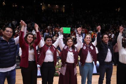 Parte de los problemas y desafíos que hoy tiene la CDMX podrían atenderse a través de tecnología desarrollada por el Instituto Politécnico Nacional (IPN), dijo Clara Brugada, aspirante a la Jefatura de Gobierno de la Ciudad de México por el bloque “Sigamos haciendo historia”. FOTO: Especial