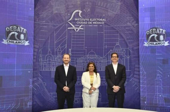 El segundo Debate entre los candidatos al cargo de la Jefatura de Gobierno de la Ciudad de México, iniciará con la participación de Clara Marina Brugada Molina, abanderada de la coalición “Sigamos Haciendo Historia en la Ciudad de México”, seguido de Santiago Taboada Cortina, de “VA X LA CDMX” y en tercer lugar Salomón Chertorivski Woldenberg, Partido Movimiento Ciudadano. FOTO: Especial