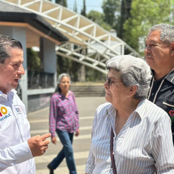 Giovani Gutiérrez, candidato a la Alcaldía Coyoacán de la alianza Va X la Ciudad de México, camina las calles de la demarcación con una convicción: “Para el servicio público debe haber vocación y lo hemos demostrado en este periodo de gobierno”, dice en referencia a sus dos y medio primeros años de gestión. FOTO: Especial