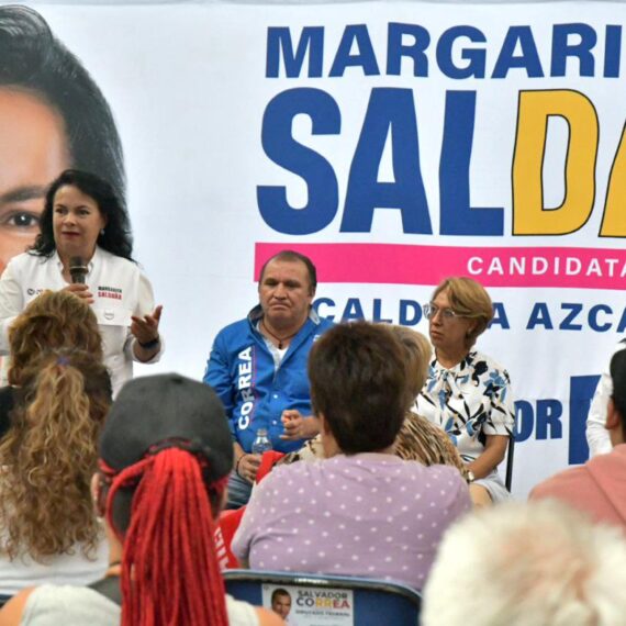 Voy a seguir luchando por recuperar la alberca del Deportivo Azcapotzalco, porque es y les pertenece a los habitantes de esta demarcación, dijo Margarita Saldaña Hernández, quien busca la reelección de esa alcaldía, por el PAN, PRI y PRD.