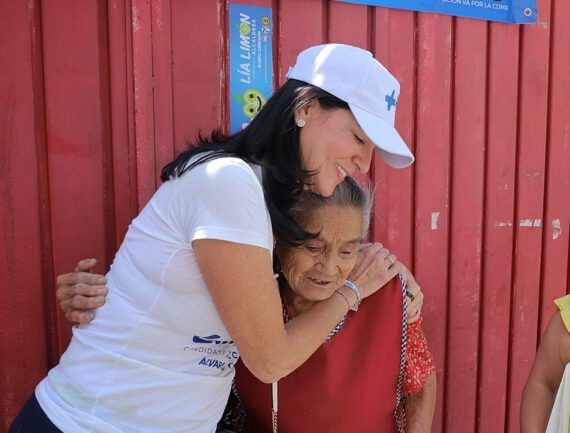 FOTO: Campaña Lia Limon