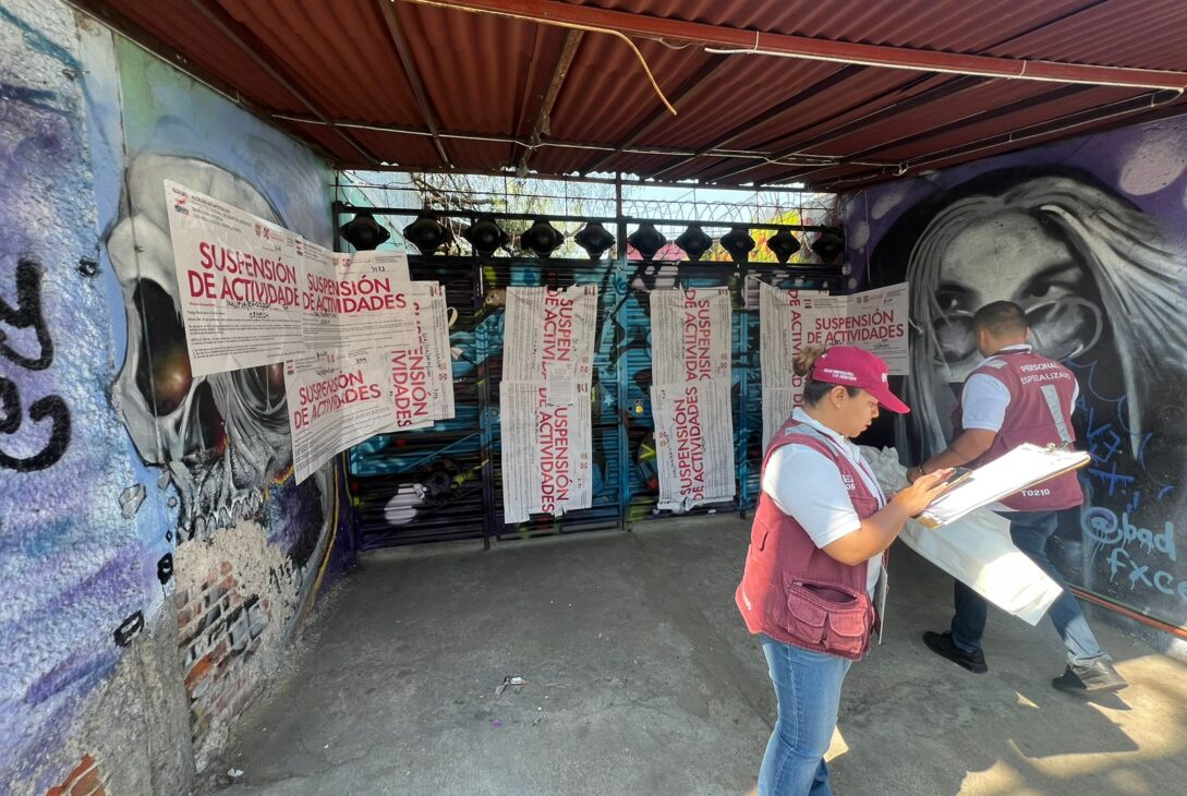 Ante las quejas vecinales, la venta de bebidas a menores de edad y por escandalizar a altas horas de la madrugada, la alcaldía Azcapotzalco ordenó la suspensión de actividades del establecimiento denominado “Mary Jane”. FOTO: Especial