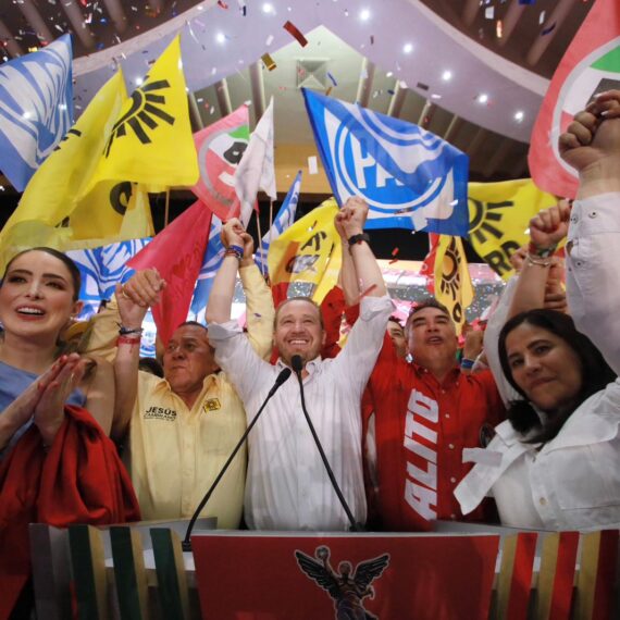 El candidato a la Jefatura de Gobierno, Santiago Taboada dijo que ganó los tres debates chilangos y que veinte días ganará la Ciudad de México. FOTO: Especial