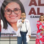 Aleida Alavez Ruiz, aspirante de la alcaldía de Iztapalapa por la coalición “Seguiremos Haciendo Historia en la Ciudad de México”, dijo que, de ganar la gubernatura para esta demarcación territorial, combatirá con “toda la fuerza de la fuerza de la ley, la venta de drogas y cualquier otra sustancia que amenace la salud mental de las y los jóvenes. FOTO: Especial