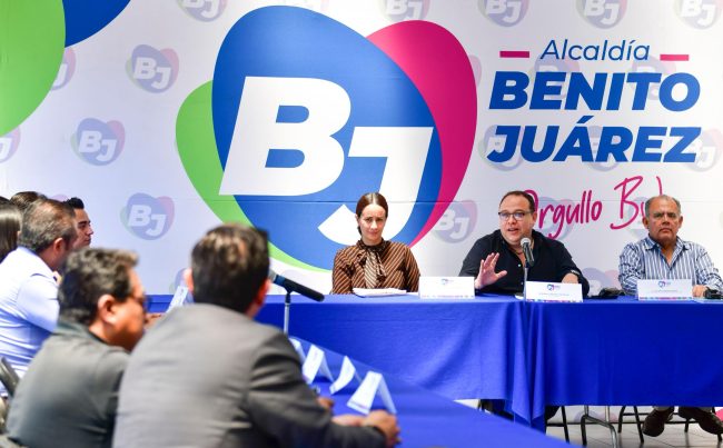 La alcaldía Benito Juárez llevó a cabo la primera reunión con representantes legales de plazas comerciales, con el objetivo de reforzar la coordinación en materia de seguridad y protección civil. FOTO: Especial