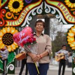 Mauricio Tabe, alcalde de Miguel Hidalgo, informó que todo se encuentra listo en los panteones Civil de Dolores y Sanctórum para celebrar a las mamás este 10 de mayo, donde se espera una afluencia de más de 28 mil personas.