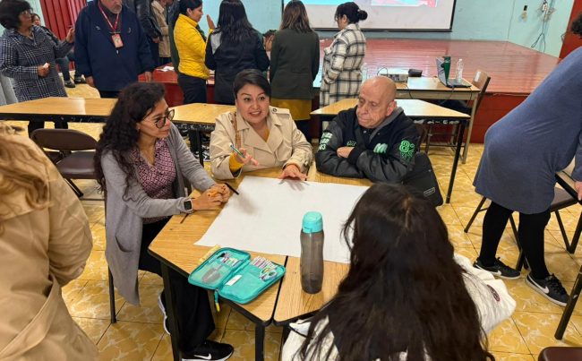 A través de la Dirección General de Cultura y Educación, se imparte el taller “Menstruar en la Escuela” en la Secundaria No. 2 Ana María Berlanga.