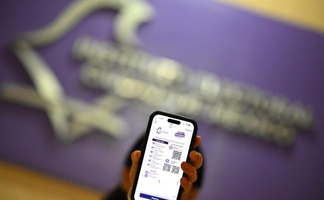 El Instituto Electoral de la Ciudad de México (IECM) prepara el Sistema Electrónico por Internet (SEI) para que la ciudadanía que así lo decida pueda emitir su opinión, de manera virtual, en la jornada de votación anticipada de la Consulta de Presupuesto Participativo 2025, entre el 4 y el 14 de agosto.