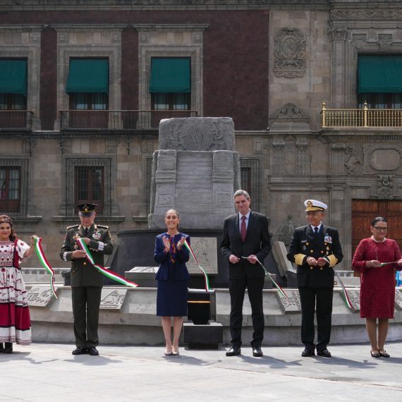 Al participar en la conmemoración de los 700 años de la Fundación de México-Tenochtitlán, la jefa de Gobierno, Clara Brugada Molina aseguró que el legado de la civilización mexica sigue vivo en la historia, la cultura y la memoria colectiva del pueblo mexicano. FOTO: Especial