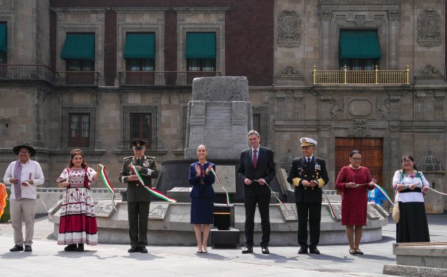 Al participar en la conmemoración de los 700 años de la Fundación de México-Tenochtitlán, la jefa de Gobierno, Clara Brugada Molina aseguró que el legado de la civilización mexica sigue vivo en la historia, la cultura y la memoria colectiva del pueblo mexicano. FOTO: Especial
