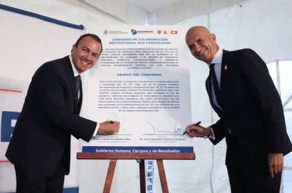 Con el objeto de fortalecer la seguridad en Cuajimalpa y la capacidad de respuesta ante emergencias, el Alcalde Carlos Orvañanos Rea y Salvador Guerrero Chiprés, Coordinador General del Centro de Comando, Control, Cómputo, Comunicaciones y Contacto Ciudadano de la Ciudad de México (C5) firmaron un convenio de colaboración. FOTOS: Especial