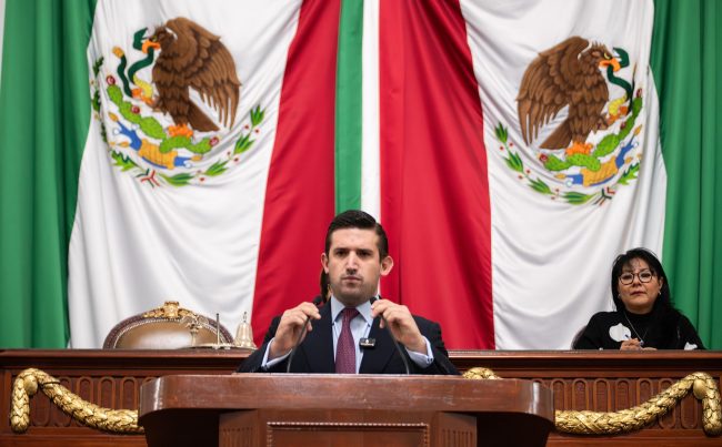El Congreso de la Ciudad de México aprobó la iniciativa presentada el pasado 13 de mayo por el diputado Pedro Haces Lago, del Grupo Parlamentario de Morena, para reformar la Ley de Acceso de las Mujeres a una Vida Libre de Violencia y la Ley de Igualdad Sustantiva entre Mujeres y Hombres de la capital.