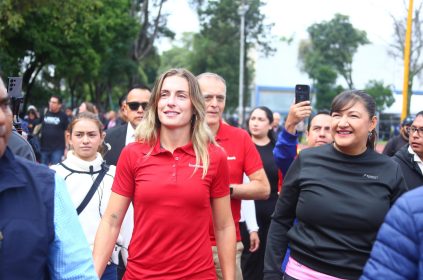 La cancha del Deportivo Reynosa fue transformada en un espacio seguro, accesible y de calidad, diseñado para promover el deporte, la educación y el desarrollo integral de la niñez y juventud en Azcapotzalco y zonas aledañas. FOTOS: Especial