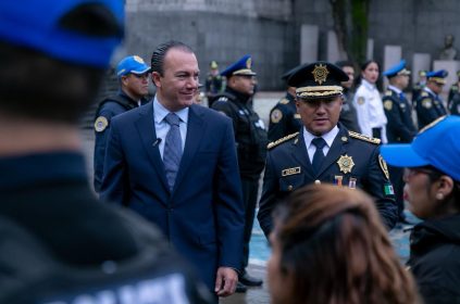 El alcalde de Cuajimalpa, Carlos Orvañanos, informó que en el marco del arranque del nuevo ciclo escolar 2025-2026, se tiene listo un esquema de seguridad listo para un regreso a clases tranquilo entre los padres de familias y autoridades del sistema educativo de nivel básico en lo público y privado. FOTO: Especial