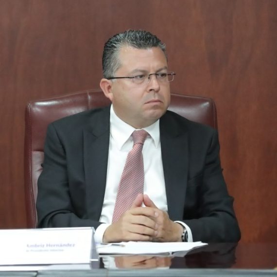 Desde el 28 de mayo, más de 4 meses, el Tribunal Electoral de la Ciudad de México, que preside Armando Ambriz, recibió el mandato de la Sala Superior del Tribunal Electoral del Poder Judicial de la Federación para que emita un resolutivo en el que reproduzca su sentencia en que se reconoce a Nora Arias como la presidenta del PRD Ciudad de México. FOTO: Especial