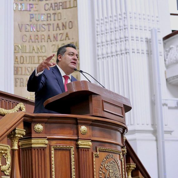 Garrido pide facultar a Notarios en remates inmobiliarios