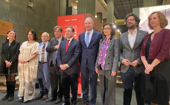 Este viernes 31 de octubre se presentó en Madrid la exposición “La mitad del mundo. La mujer en el México indígena”. Se trata de un proyecto binacional que nace con la aspiración de reforzar los vínculos entre ampos países a través del reconocimiento histórico de las culturas originarias y del papel fundamental de las mujeres en las comunidades indígenas de México. FOTO: Especial