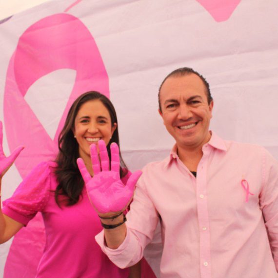 Al ser una prioridad para el alcalde, Carlos Orvañanos, la salud de las mujeres y la lucha contra el cáncer de mama en Cuajimalpa se iniciaron una seria de acciones que consisten en el registro para mastografías gratuitas, una campaña de colección de tapas de plástico, la donación de cabello y atención psicológica gratuita. FOTO: Especial