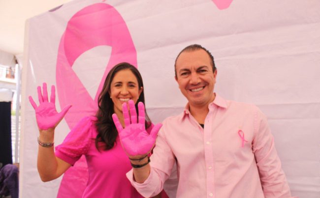 Al ser una prioridad para el alcalde, Carlos Orvañanos, la salud de las mujeres y la lucha contra el cáncer de mama en Cuajimalpa se iniciaron una seria de acciones que consisten en el registro para mastografías gratuitas, una campaña de colección de tapas de plástico, la donación de cabello y atención psicológica gratuita. FOTO: Especial