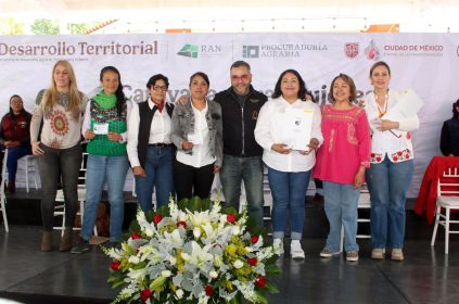 Caravana para Mujeres en la Propiedad Social,