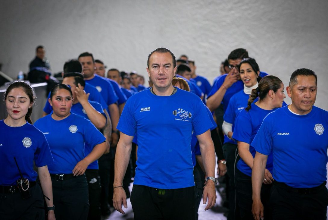 A la par del enorme proyecto para la prevención del delito, mayores capacidades y fortalecimiento de la estrategia y acciones en seguridad ciudadana, el alcalde de Cuajimalpa, Carlos Orvañanos ha reforzado la protección de quienes nos cuidan, con el impulso al deporte y buena alimentación durante su jornada laboral. FOTOS: Especial