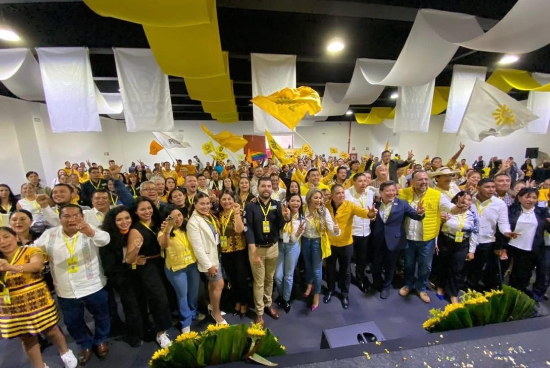 El bloque, llamado por algunos como el G8, dejó en claro este sábado que se deslinda de los partidos de derecha y de los dirigentes del pasado. FOTOS: Especial