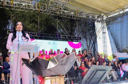 “Le queda claro al Magistrado presidente del Tribunal Superior de Justicia de la CDMX, Rafael Guerra, que el informar a la ciudadanía del trabajo que se realiza es un ejercicio democrático, de respeto para los capitalinos, y la diputada Diana Sánchez Barrios es una aliada del Poder Judicial”, sostuvo la diputada Diana Sánchez Barrios FOTOS: Especial