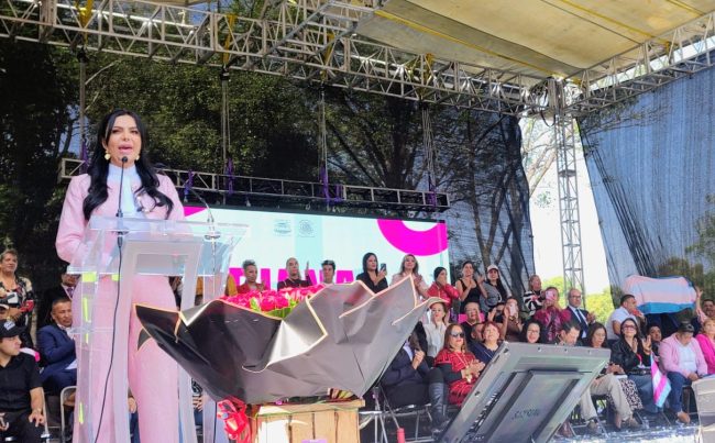 “Le queda claro al Magistrado presidente del Tribunal Superior de Justicia de la CDMX, Rafael Guerra, que el informar a la ciudadanía del trabajo que se realiza es un ejercicio democrático, de respeto para los capitalinos, y la diputada Diana Sánchez Barrios es una aliada del Poder Judicial”, sostuvo la diputada Diana Sánchez Barrios FOTOS: Especial