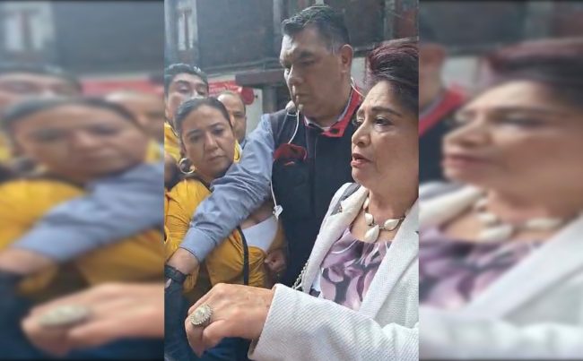 Contrario a lo estipulado en la normatividad para los servidores públicos, de que sólo los altos funcionarios que realizan labores de seguridad tienen autorización de utilizar guardaespaldas, la presidenta del Instituto Electoral de la Ciudad de México, Patricia Avendaño, acudió al Congreso capitalino con escoltas y uno de ellos agredió a Blanca Fernández, secretaria de Igualdad de Género y Agendas de Derechos Humanos. FOTO: Especial