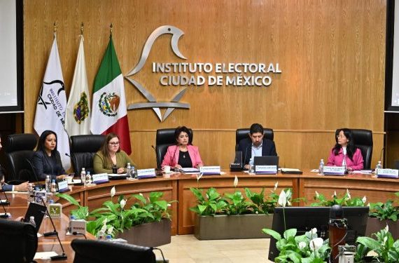 Así que, se lo merezcan o no, los siete consejeros del IECM continuarán, todo apunta, hasta concluir el periodo para el que fueron designados. ¡Suertudotes! FOTOS: Especial