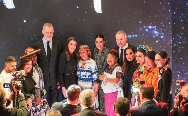 Tras casi 7 años de la publicación de la carta donde el gobierno de México pidió al Reino de España que ofreciera disculpas por lo ocurrido durante “La Conquista”, este jueves autoridades de ambos países se estrecharon la mano en la FITUR 2026. FOTOS: El Independiente / CDMX Magacín