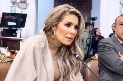 “Consejera Presidenta Patricia Avendaño, el @TECDMX NO te mandató otorgar 60 días más ni hacer nombramientos a militantes de #MORENA, desconoces lo que te conviene porque casualmente el Registro del #PRD CDMX ya se había valido desde el 21 de octubre de 2024 lo ratificas, y el RFC también lo validas, pero desconoces los nombramientos de los perredistas", acusó Nora Arias.