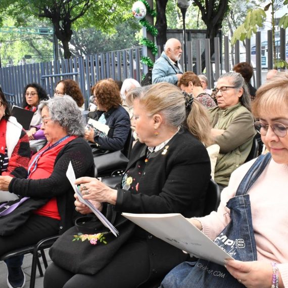 Con una trayectoria consolidada, el CECAM Mixcoac cuenta con 14 años de servicio a la comunidad, mientras que el plantel Cumbres suma más de 16 años fortaleciendo la educación, el aprendizaje y la convivencia de las personas adultas mayores en la alcaldía Benito Juárez.