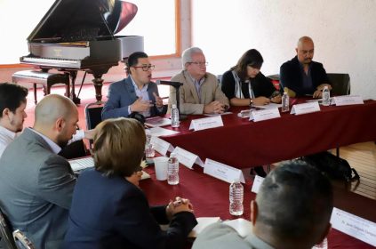 En el marco del foro “Hacia una zona metropolitana coordinada y sostenible”, realizado en la Casa de Cultura de Azcapotzalco, el diputado Alberto Vanegas Arenas, presidente de la Comisión de Desarrollo Metropolitano del Congreso capitalino, subrayó que la voluntad política es la condición indispensable para avanzar en la integración regional. FOTO: RRSS Alberto Vanegas