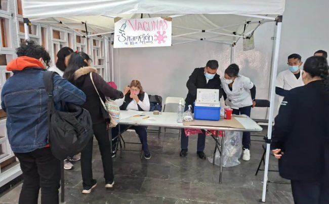 La jefa de Gobierno, Clara Brugada Molina, informó que a partir del próximo domingo arrancará formalmente una gran campaña de vacunación preventiva contra el sarampión, como una medida anticipada para proteger a la población ante los brotes registrados en distintos estados del país.